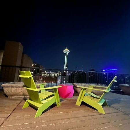 Cozy Downtown Condo Retreat With Space Needle View Seattle Esterno foto