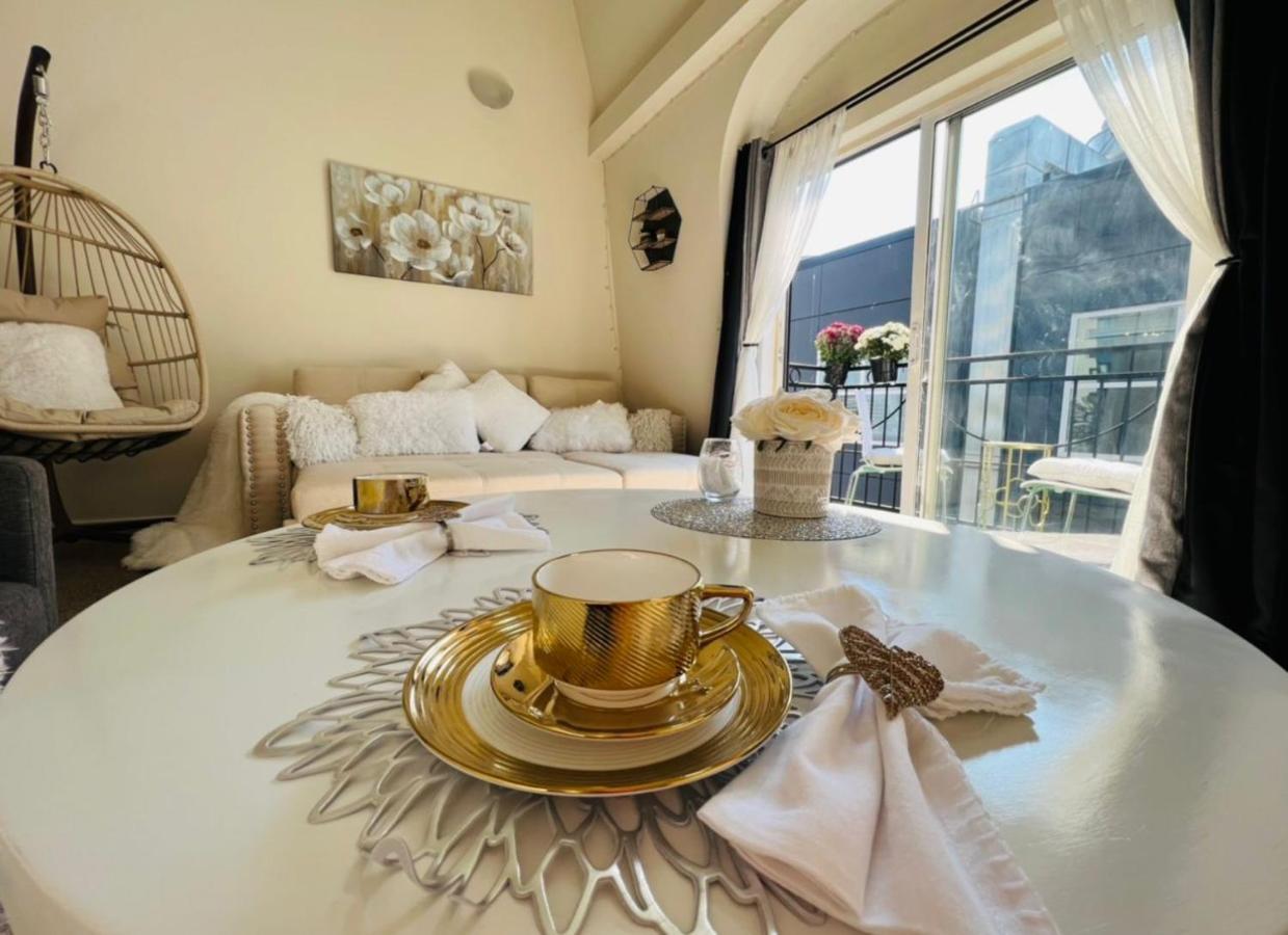 Cozy Downtown Condo Retreat With Space Needle View Seattle Esterno foto